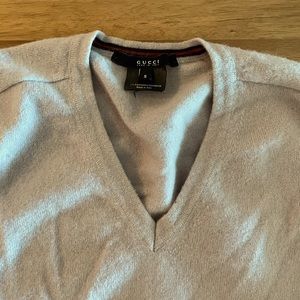 GUCCI Cashmere v neck sweater
